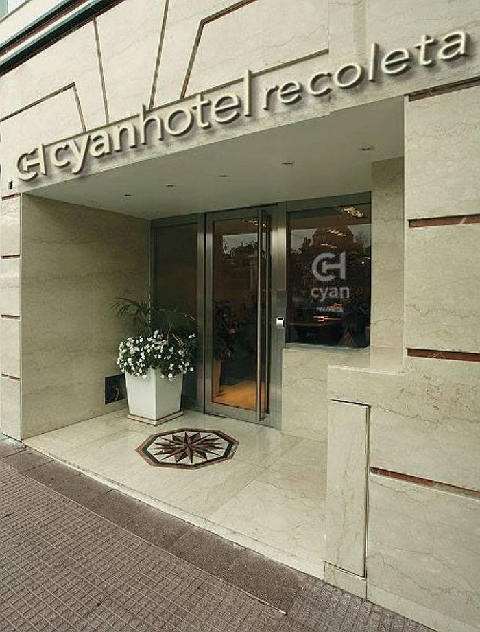HOTEL CYAN RECOLETA